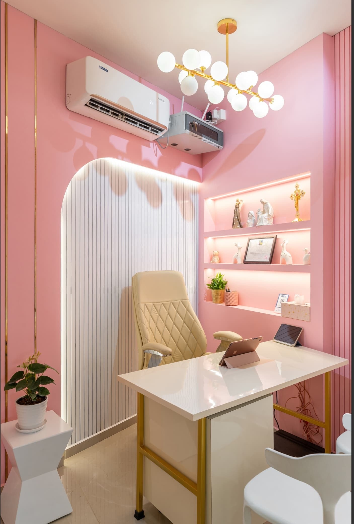 NIXTUDIO Nail Lounge interior — luxury makeup studio in Pala Kerala